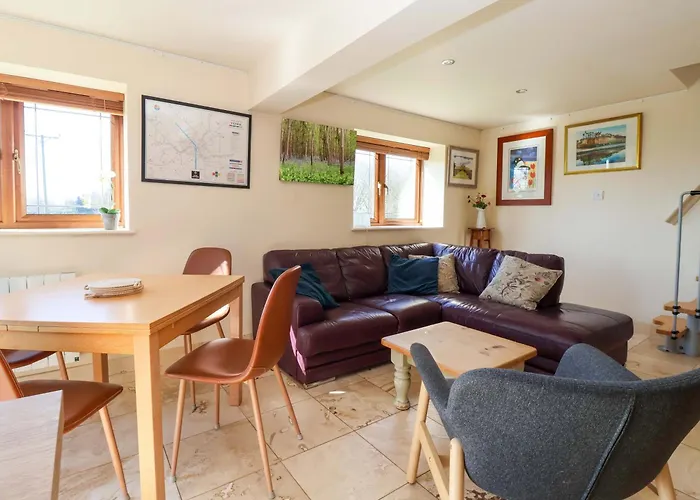 Brush And Boot * York